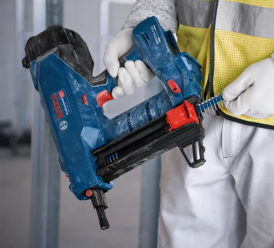 ROBERT BOSCH Graffatrice GNB 18V-38 BOSCH